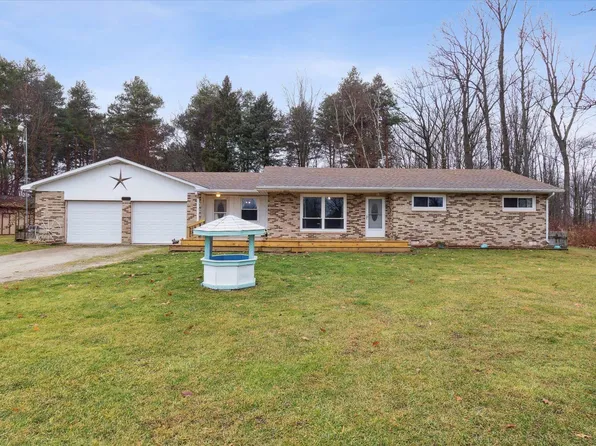 3246 S County Line Rd, Lennon, MI 48449