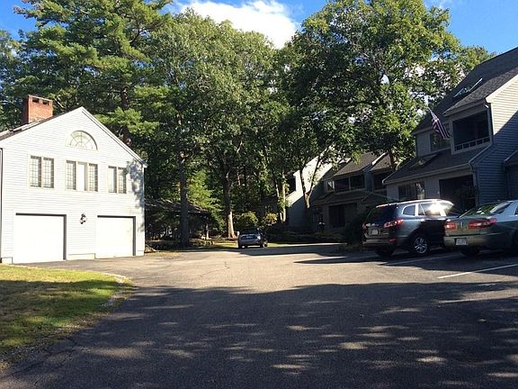 3rd image of 612 Essex Ave APT 13