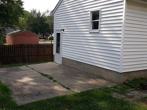 4th image of 657 McKinley St