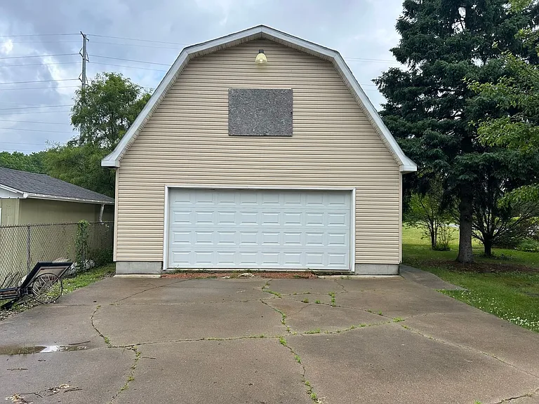 820 Mel Ave — Photo 9