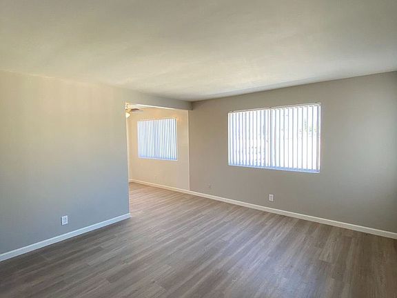 3rd image of 6423 Corona Ave #F
