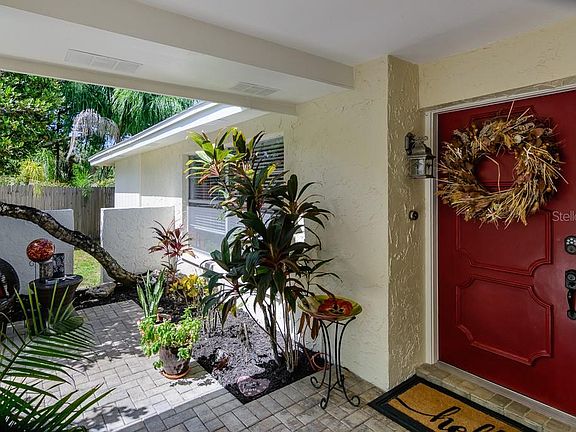 4th image of 1813 Ironwood Ct W