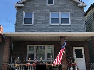 132 Avenue E, Bayonne, NJ 07002
