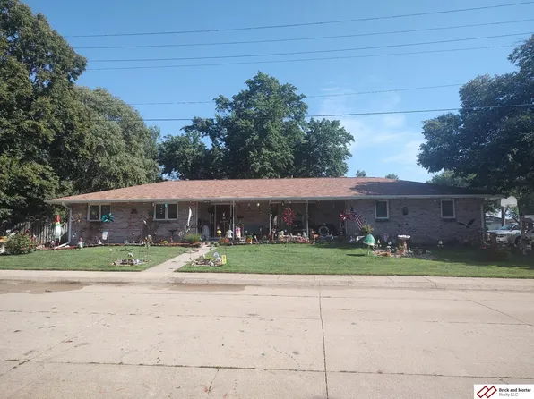 1522 Carlyle St, Beatrice, NE 68310