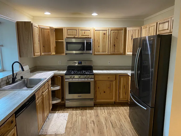 341 E Heather Way #5 — Photo 3