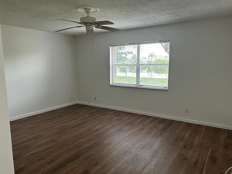 3300 Spanish Moss Ter — Photo 20