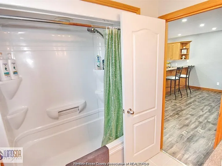 1526 Highnoon Dr — Photo 12