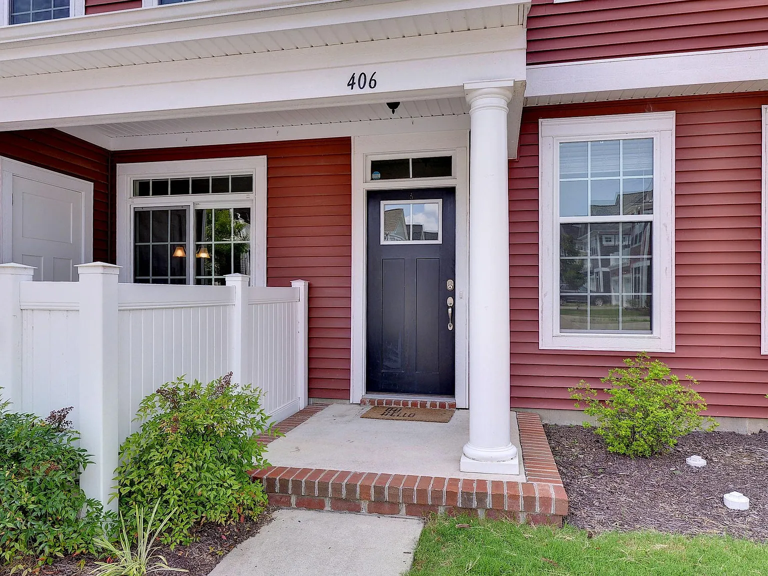 3 bed, 1632 sqft, $2,595 — Photo 4