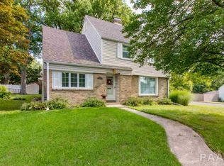209 E Ellington Dr, Peoria, IL 61603