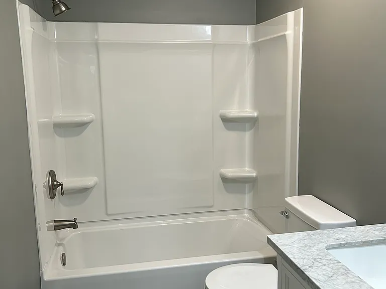4442 Roxbury Dr #B — Photo 9