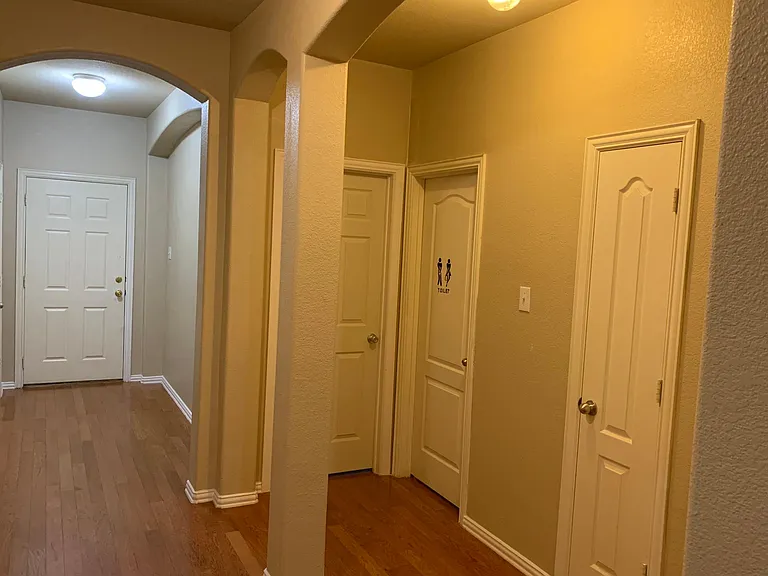 9513 Waterman Dr — Photo 13