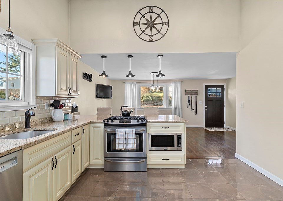 416 Butman Rd, Lowell, MA 01852 Zillow