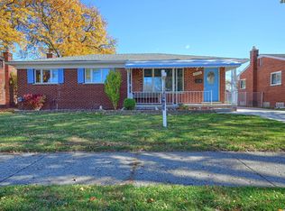 29354 Eiffel Ave, Warren, MI 48088