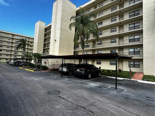 800 Cove Cay Dr Unit 4F, Clearwater, FL 33760