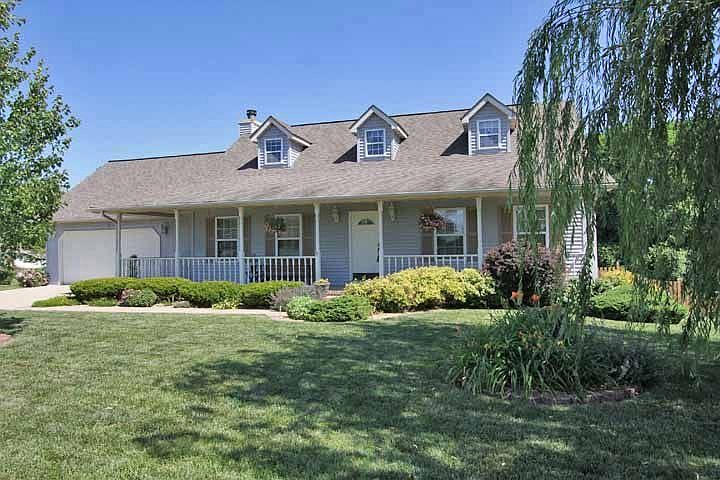 1st image of 5 Burcham Dr