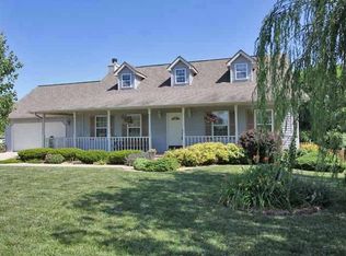 5 Burcham Dr, Fairview Heights, IL 62208