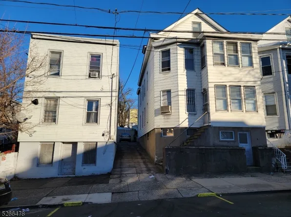 113-115 E 15Th St, Paterson City, NJ 07524