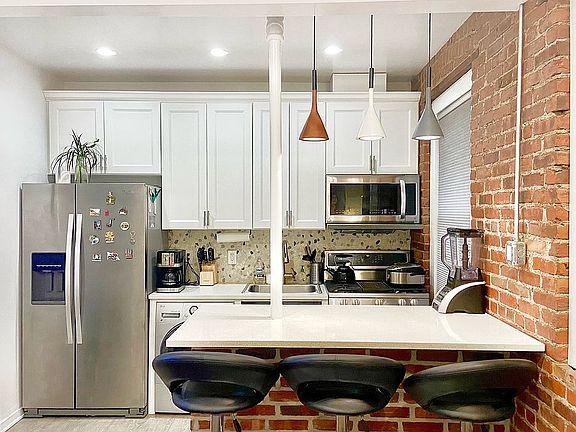 2nd image of 21-38 35th St Unit 2F