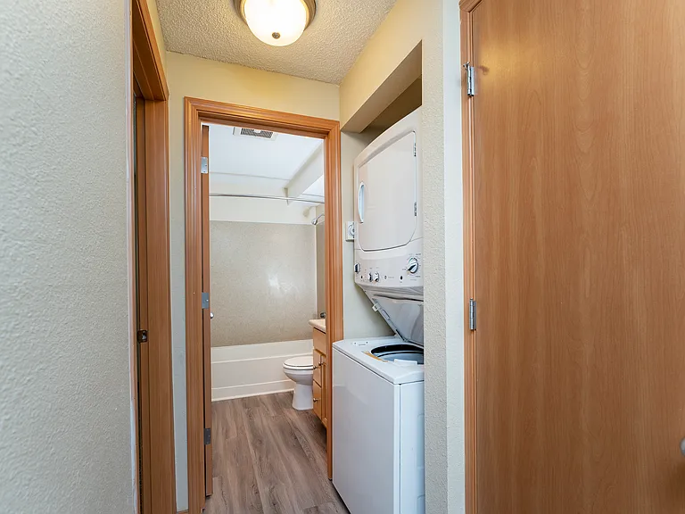 One Bedroom One Bedroom
