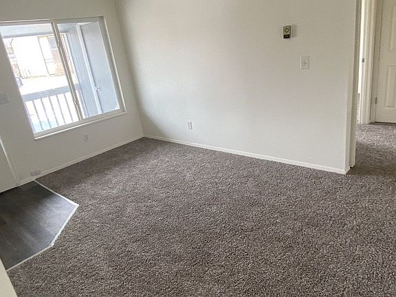 2nd image of 865 Hathaway Dr #D