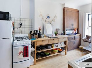 315 1st Ave #2D, New York, NY 10003