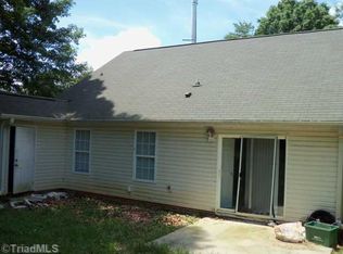 2429 Cole Rd, Winston Salem, NC 27107