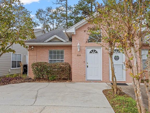 2nd image of 2510 Golden Park Ln