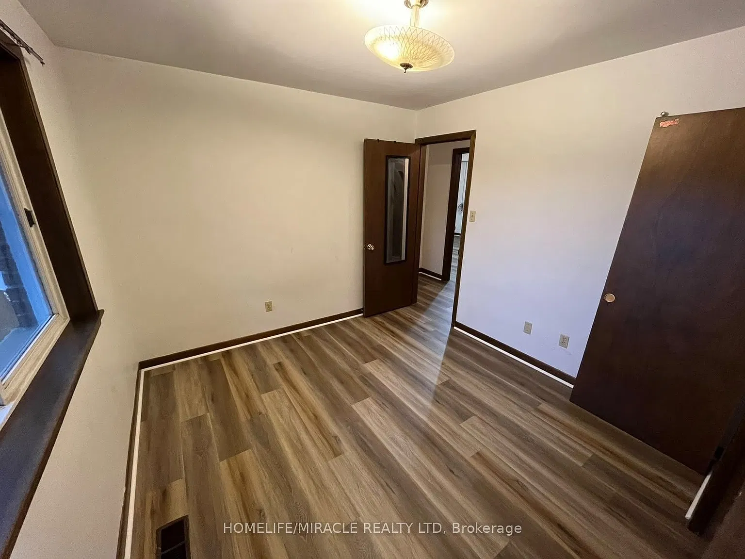 3 bed, $2,800 — Photo 4