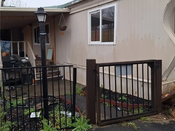 5825 Old Highway 53 Space 14, Clearlake, CA 95422