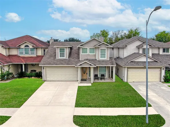 3110 Palace Oaks Drive, Houston, TX 77082
