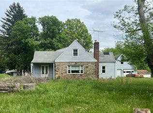 2761 Massillon Rd, Akron, OH 44312