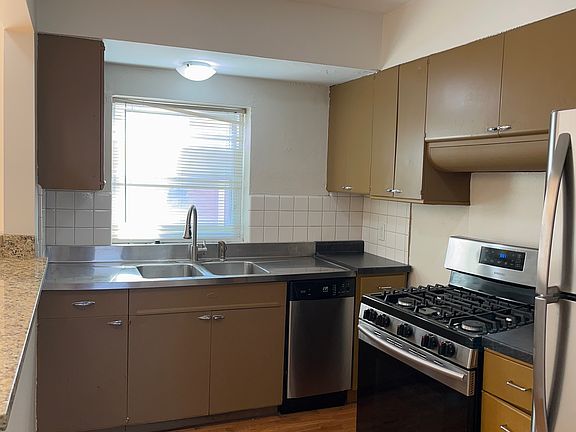 Kitchen entrance view