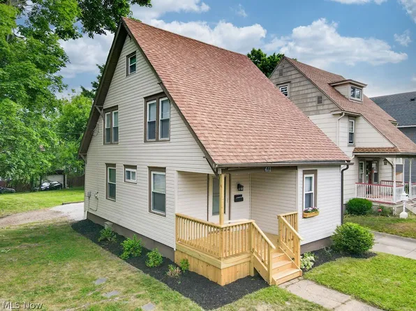 411 Lindenwood Ave, Akron, OH 44301