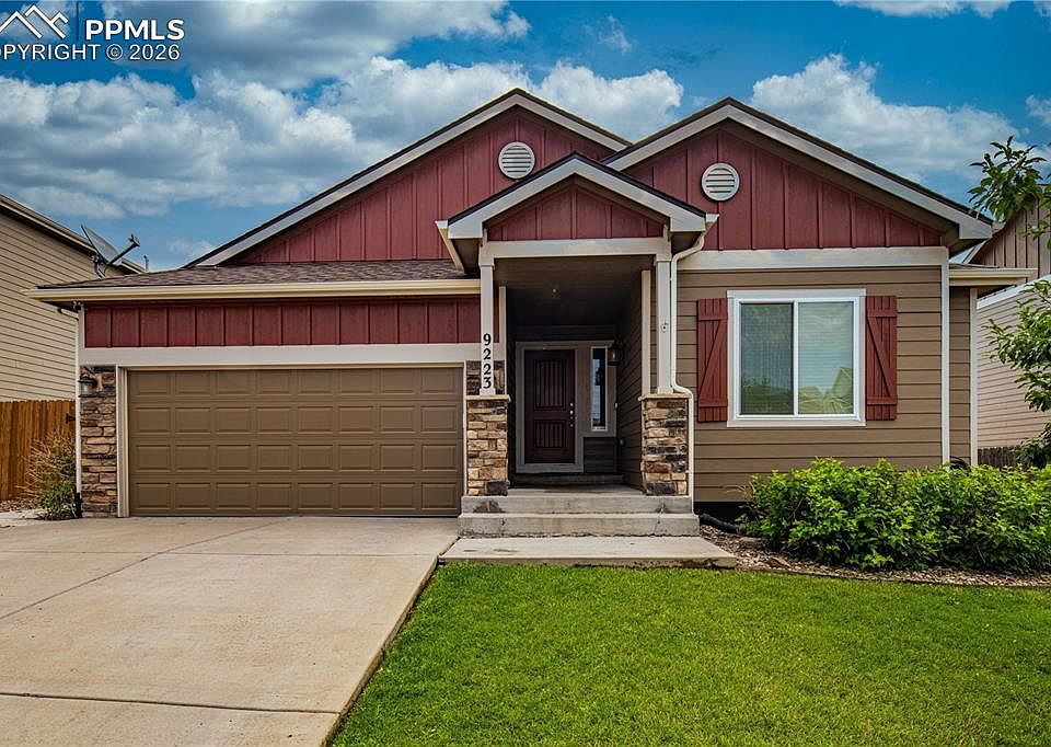 1st image of 9223 Waters Edge Dr