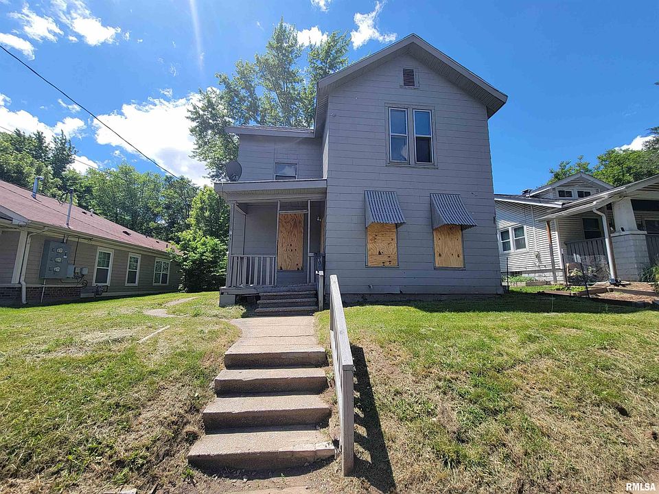 2nd image of 1711 N Indiana Ave