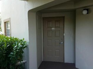 550 SW 137th Ave APT 101L, Pembroke Pines, FL 33027