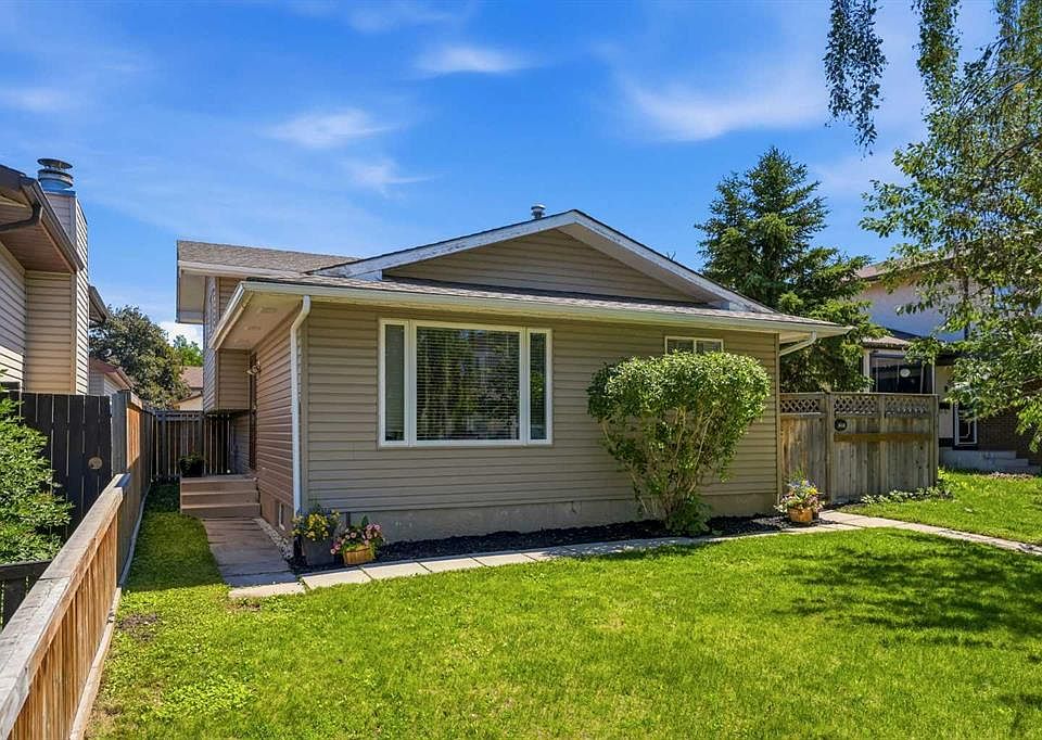 1st image of 151 W Templevale Pl NE
