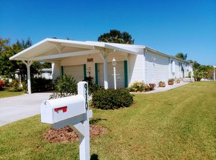 910 Fir St, Barefoot Bay, FL 32976