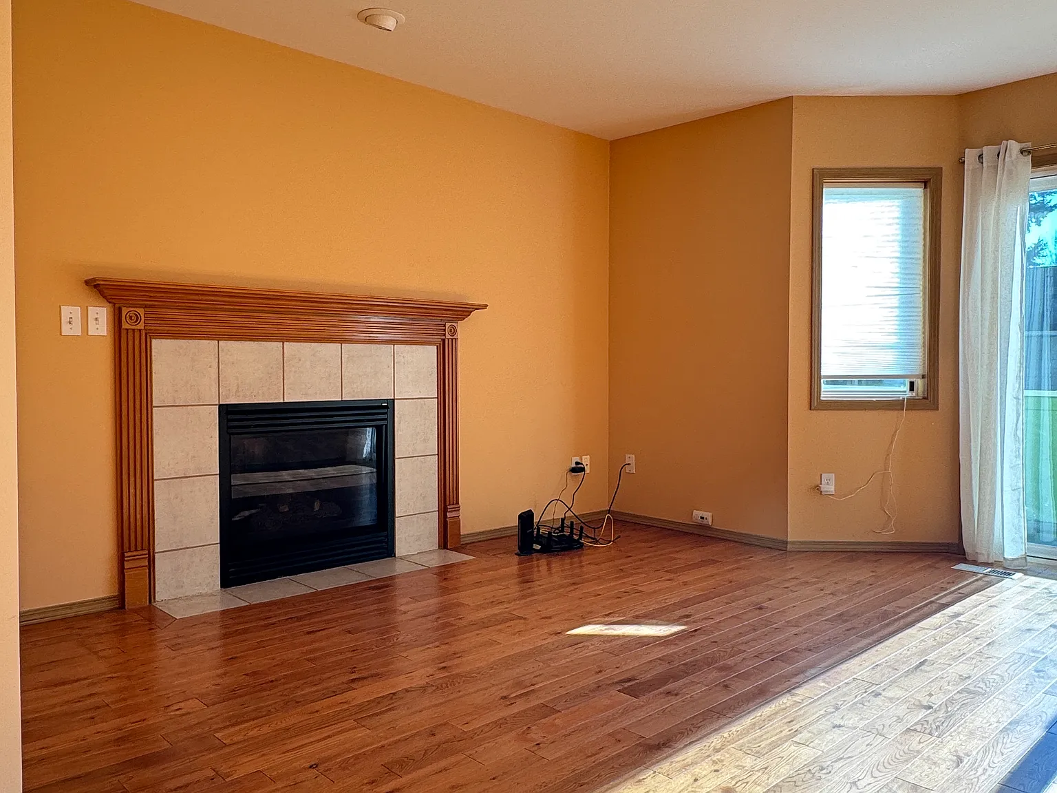 4 bed, 1460 sqft, $3,000 — Photo 3