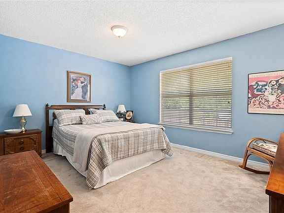 5th image of 30738 Pinyon Dr