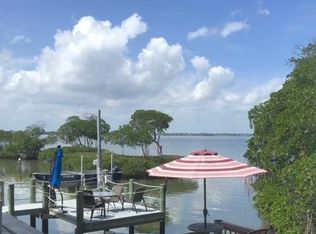 368 Nettles Blvd, Jensen Beach, FL 34957