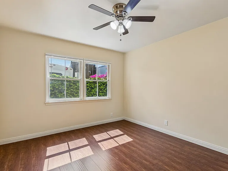 1325 E Wilson Ave #3 — Photo 18