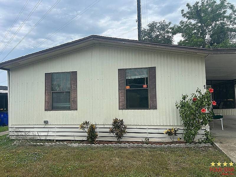 1st image of 1 Jackson Dr