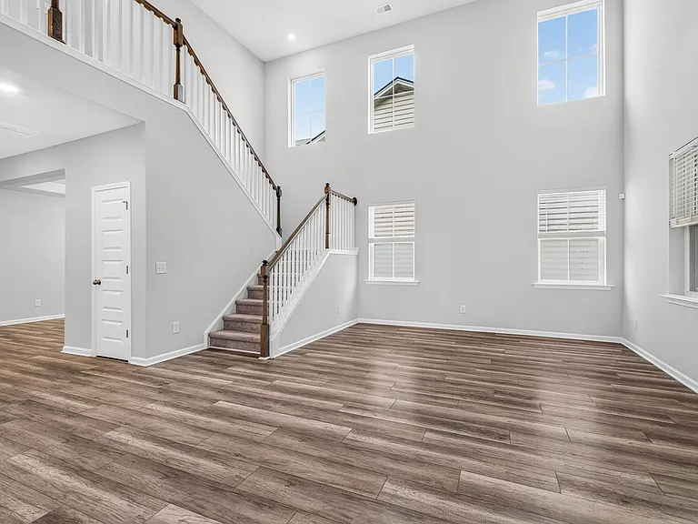 518 Yellow Leaf Ln — Photo 14