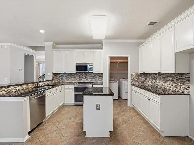 3404 Reims Ct — Photo 4