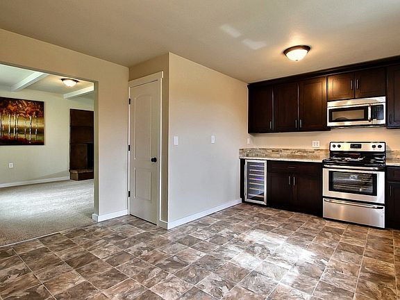 5th image of 7004 E East St