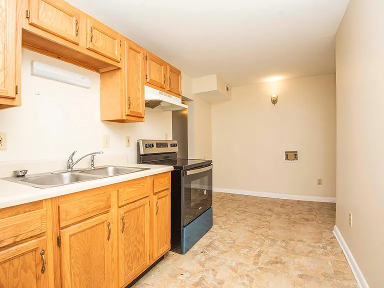 1705 Washington Ave #2 — Photo 16