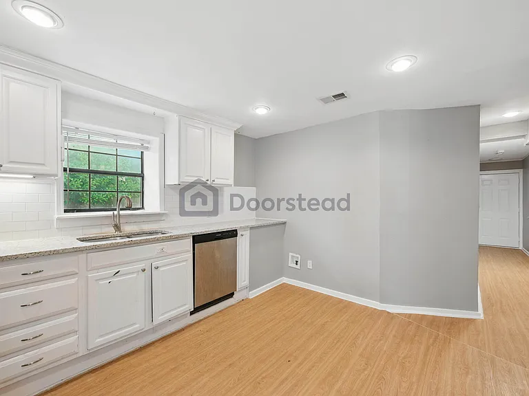 901 Kimbrough St — Photo 18