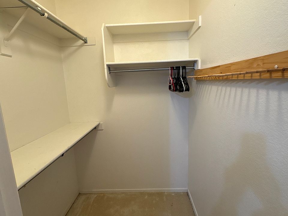 2nd image of 2156 E Pinto Dr