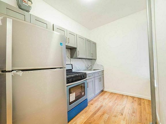 2nd image of 2010 Newkirk Ave #3